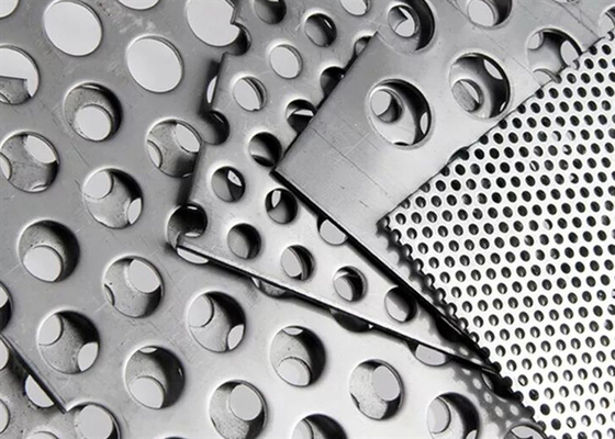 Декоративная плита металлического листа утюга 4.0mm тонкая пефорированная пробила на диктор 1.22*2.44m