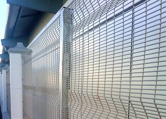 60x60mm погружение загородки 358 сеток горячее гальванизированное/сила покрыли провод для службы безопасности аэропорта